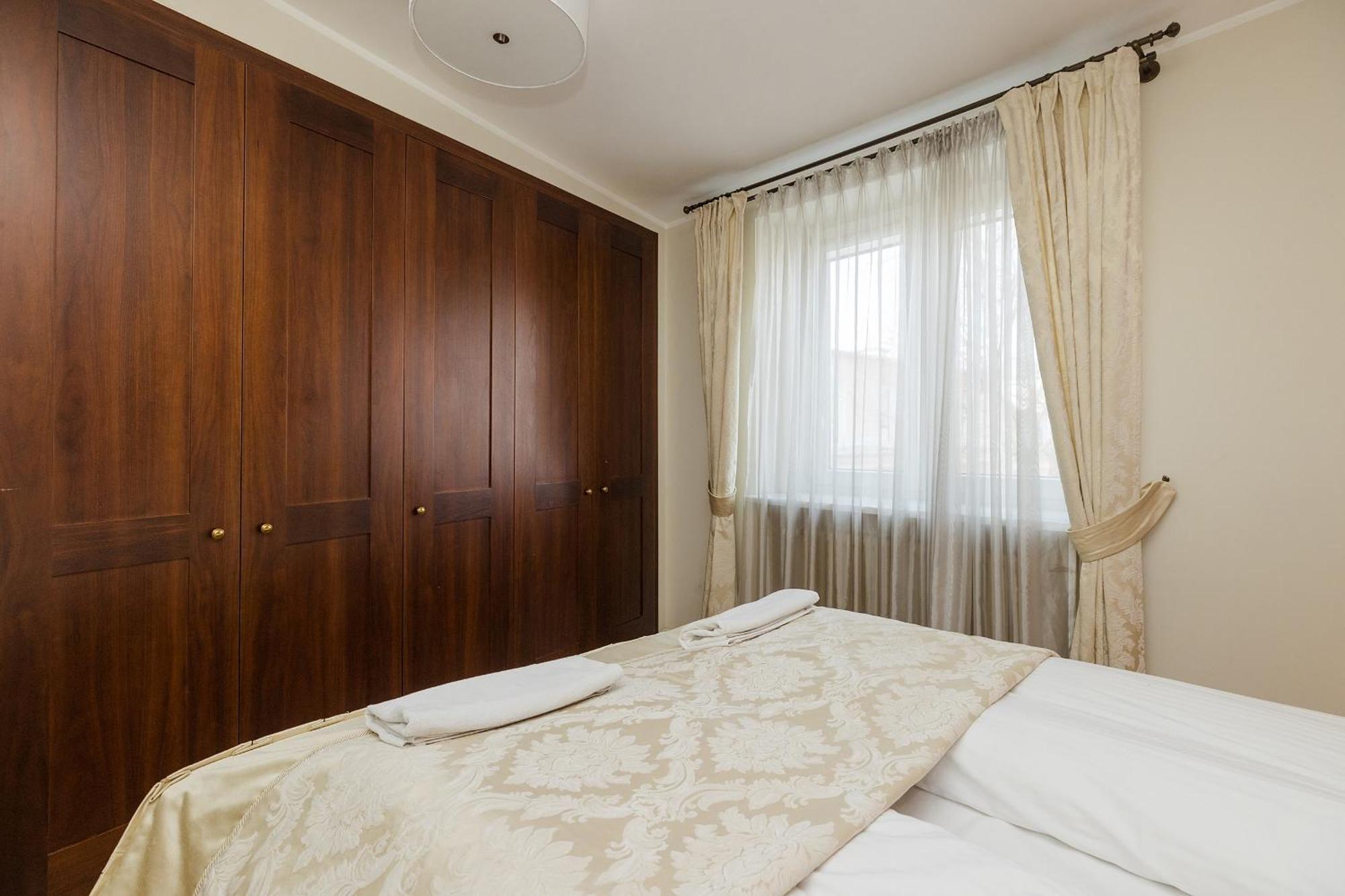 Shortstaypoland Nowy Swiat B99 Apartament